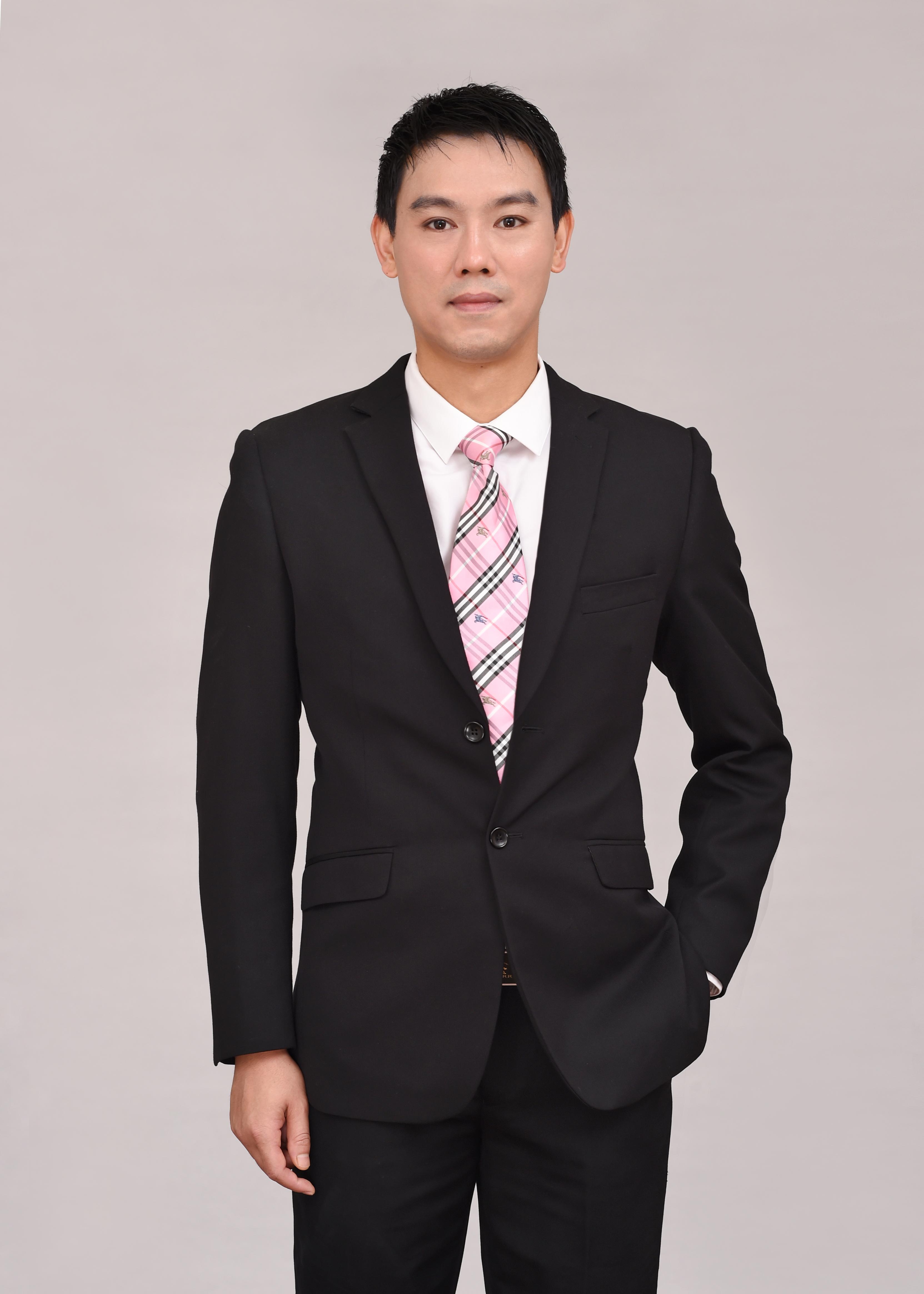 鲁道树 项目运营总监